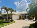 413 Fairway Landing - Photo 1