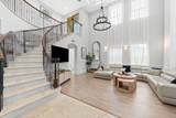 919 Hollywood Boulevard - Photo 2