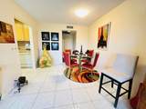 4038 Berkshire B - Photo 4