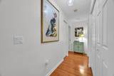 568 7th Square - Photo 12