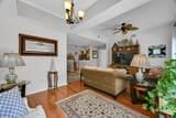 568 7th Square - Photo 14