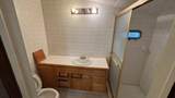 2714 Scott Street - Photo 17