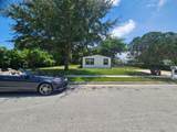 1605 10th Street - Photo 2
