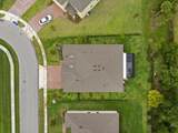31 52nd Square - Photo 39