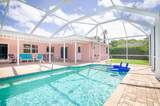 613 Oak Terrace - Photo 3