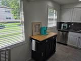 316 Farnham P - Photo 4