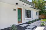 4800 15th Terrace - Photo 2