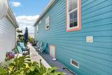 946 Nettles Boulevard - Photo 11