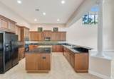10513 Versailles Boulevard - Photo 14