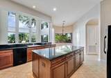 10513 Versailles Boulevard - Photo 19