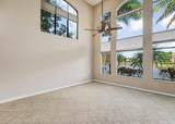 10513 Versailles Boulevard - Photo 25