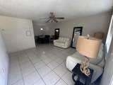 422 Caroline Avenue - Photo 2