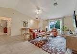 427 Las Palmas Street - Photo 4