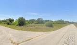 1118 Silverfish Drive - Photo 4