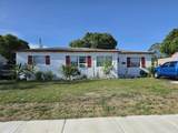 814 42nd Street - Photo 2