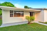 301 65th Way - Photo 4