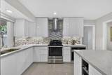 9860 Honeysuckle Avenue - Photo 19
