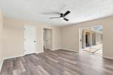 165 Hawthorne Circle - Photo 11