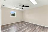 165 Hawthorne Circle - Photo 17