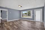 2811 9th Terrace - Photo 5