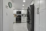 9823 Hollybrook Lake Drive - Photo 21
