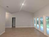 662 Waverly Terrace - Photo 8