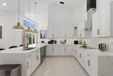 12725 Kingsway Road - Photo 18