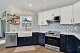 1711 Oak Knoll Circle - Photo 11