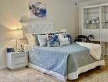 7568 Regency Lake Drive - Photo 19