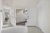 18 Selby Lane - Photo 15