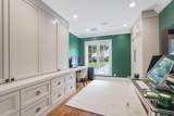 2892 Banyan Blvd Circle - Photo 31