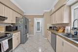 10300 Greentrail Drive - Photo 25