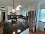 181 Farnham H - Photo 2