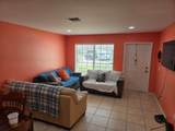 276 Norfolk Boulevard - Photo 4