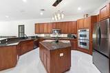 10594 Versailles Boulevard - Photo 16