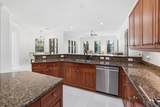 10594 Versailles Boulevard - Photo 17