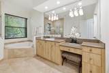 10594 Versailles Boulevard - Photo 27