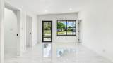 118 Newton Road - Photo 12