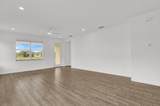977 Crosswood Way - Photo 17
