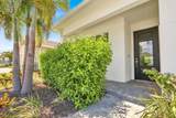 977 Crosswood Way - Photo 3