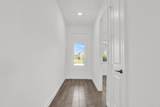 977 Crosswood Way - Photo 4