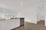 977 Crosswood Way - Photo 7