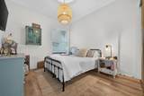 218 Hampton Court - Photo 23