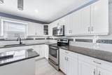 708 Hillcrest Boulevard - Photo 11