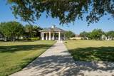 1541 Par Court - Photo 43