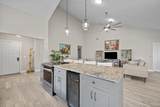 2895 Farragut Lane - Photo 14