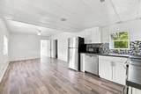 1823 College Street - Photo 13