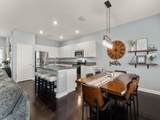 9880 Verona Manor - Photo 14