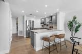 900 Jeffery Street - Photo 9