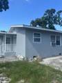940 19TH Street - Photo 24